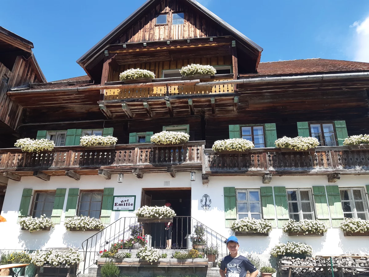 Drehort - Die Bergretter Zentrale in Ramsau am Dachstein