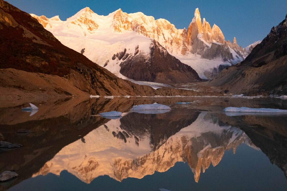 Cinema on the mountain - Patagonia - Imprese #1