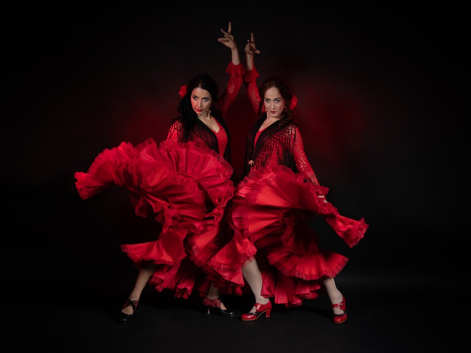 Flamenco Workshop for Beginners with "Las hermanas" - Imprese #1 | © Chrsta Van Theny