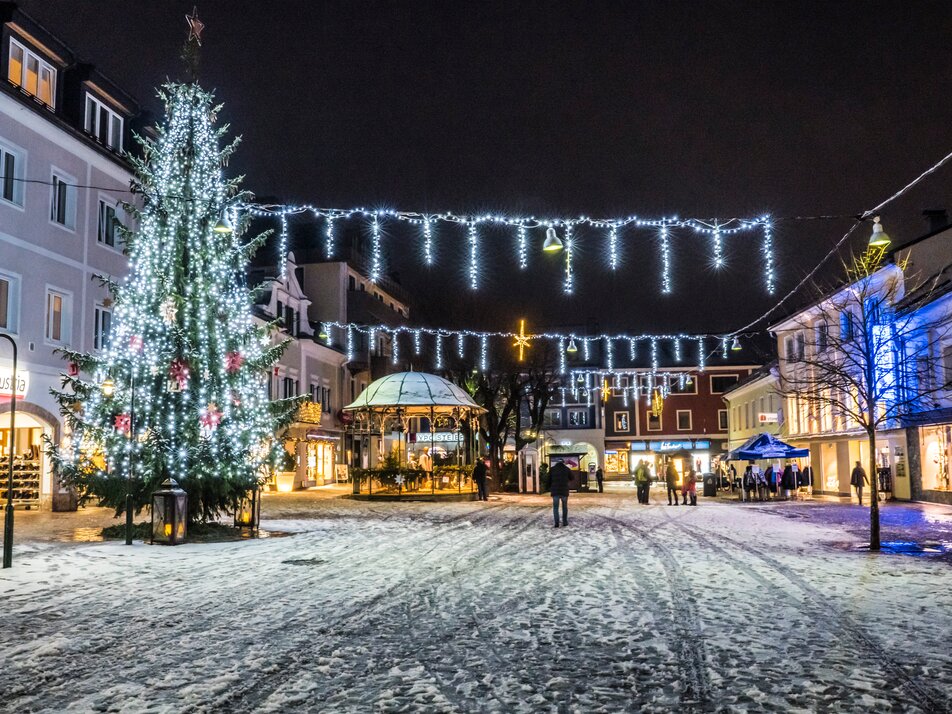 ‘Es wird scho glei dumpa’ - musical Christmas sounds on Schladming's main square - Imprese #1 | © Gerhard Pilz