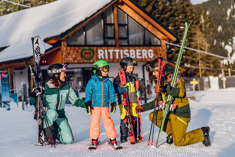 Winterwochenprogramm Bambini "Hallo Tag"  - Imprese #2.3 | © Ski Rittisberg 