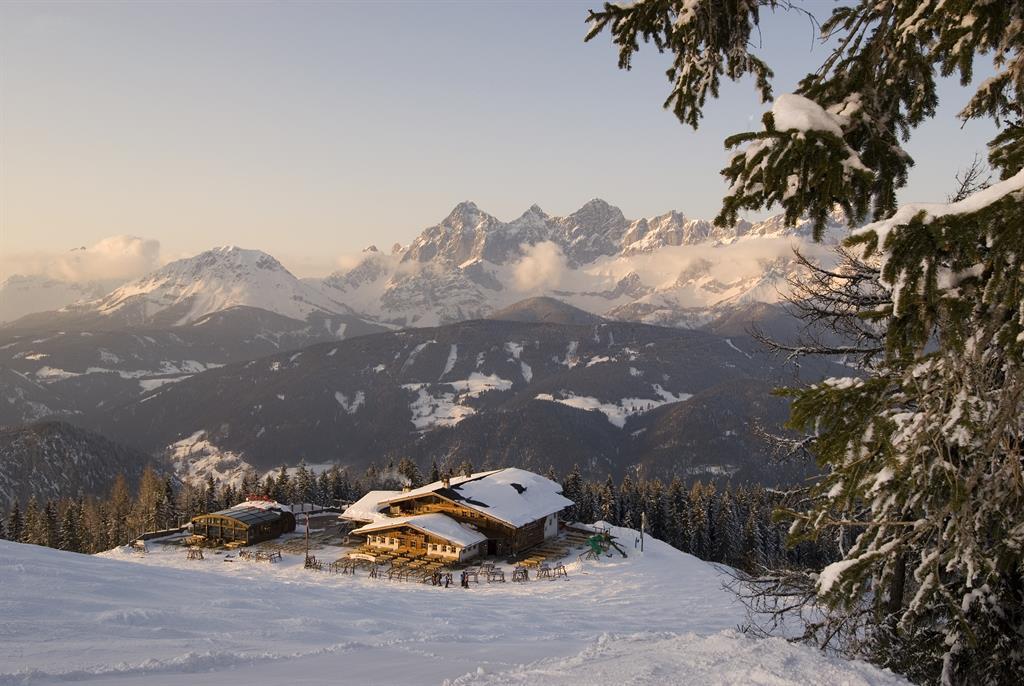 Alpengasthaus Hochalm | Berghotel / Berggasthof in