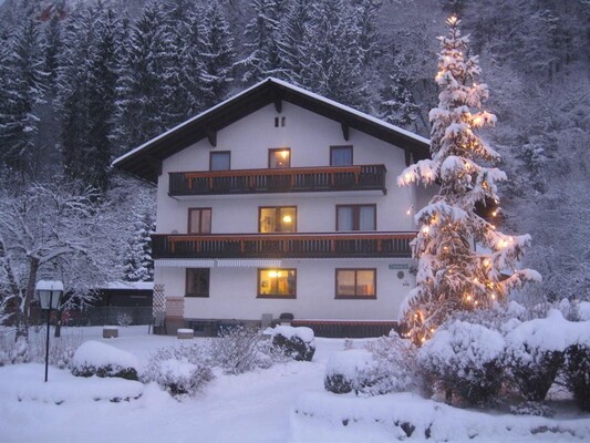 Unser Haus im Winter