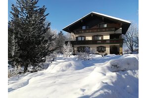 Haus Posch im Winter